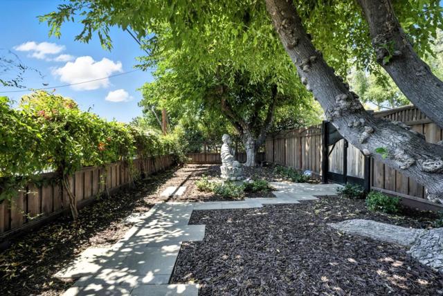 1579 West Street, Concord CA: https://media.crmls.org/mediaz/7757dee5-4fb6-4daa-b8be-c9ad16d6f37f.jpg