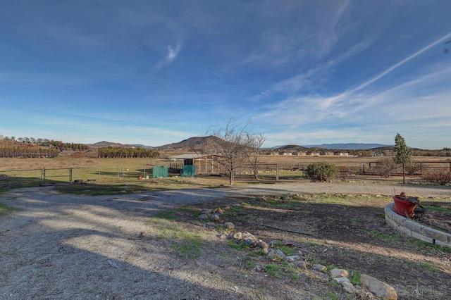 34220 Pourroy Rd, Winchester, California 92596, 3 Bedrooms Bedrooms, ,2 BathroomsBathrooms,Single Family Residence,For Sale,Pourroy Rd,250019507SD