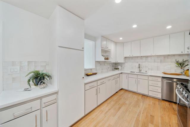 1160 Balboa Way, Pacifica CA: https://media.crmls.org/mediaz/77583dd3-e76c-43fc-96eb-b416ba7e42f2.jpg