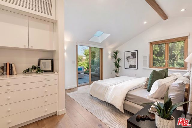 3 Bed Home for Sale in Santa Monica, California