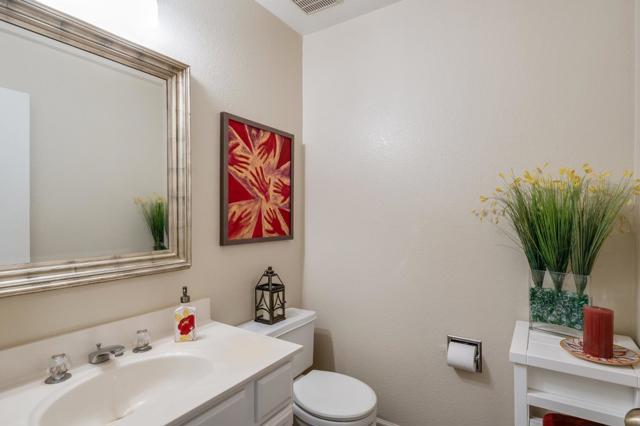 290 Bonita Lane, Foster City CA: https://media.crmls.org/mediaz/77585b3d-b1df-4570-9bc7-3cad790a50be.jpg