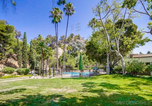 6202 FRIARS RD., San Diego CA: https://media.crmls.org/mediaz/77586cf0-b074-4520-9620-165fb478e46b.jpg