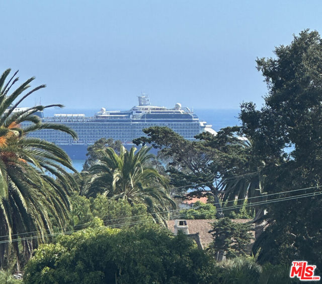 540 Miramonte Drive, Santa Barbara CA: https://media.crmls.org/mediaz/7759b594-8605-4fec-b1c0-79128f28eba5.jpg