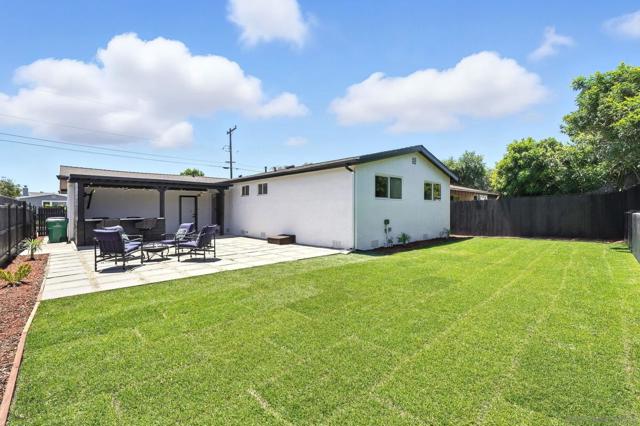 7114 Astoria St, San Diego CA: https://media.crmls.org/mediaz/7759f5e2-5f3e-4cf7-8046-bb86f29a5562.jpg