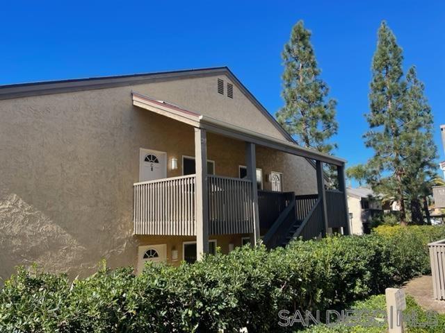 8521 Villa La Jolla Drive, La Jolla CA: https://media.crmls.org/mediaz/775a9524-21fd-4034-a428-84870d88d1e6.jpg