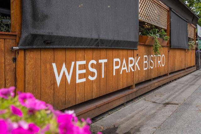 500 Walnut Street, San Carlos CA: https://media.crmls.org/mediaz/775c49a5-0f44-4242-a3fd-01fa2becd3b2.jpg