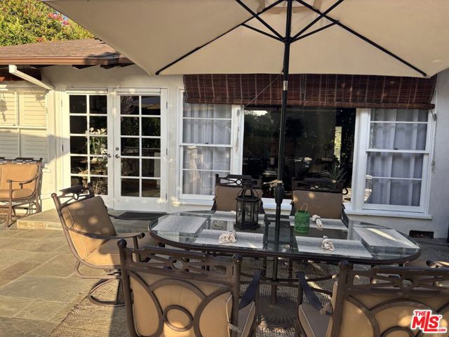 22491 Domingo Road, Woodland Hills CA: https://media.crmls.org/mediaz/775c4e7d-25f1-4938-8f4e-f215253043d6.jpg