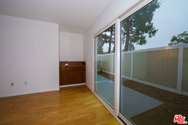 3442 Meadow, Costa Mesa, California 92626, 3 Bedrooms Bedrooms, ,2 BathroomsBathrooms,Condominium,For Sale,Meadow,24404841