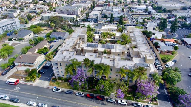 5252 Orange AVe, San Diego CA: https://media.crmls.org/mediaz/775d539c-e532-4d84-b4b3-53561b340322.jpg