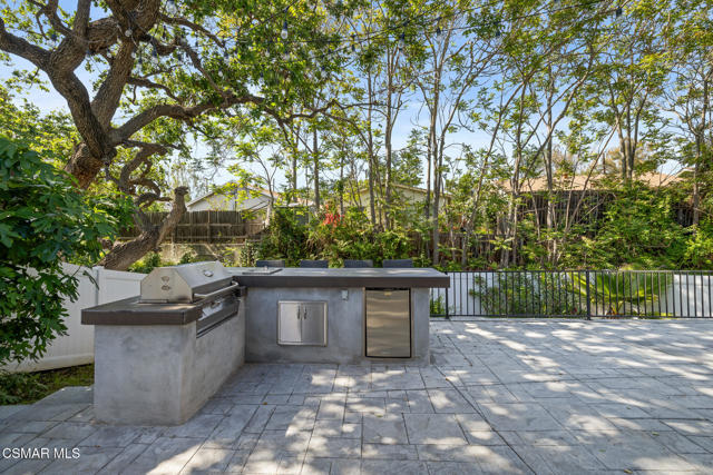 789 Glen Oaks Road, Thousand Oaks CA: https://media.crmls.org/mediaz/775e10d2-a7ae-4b4d-a409-a55b8be4a511.jpg