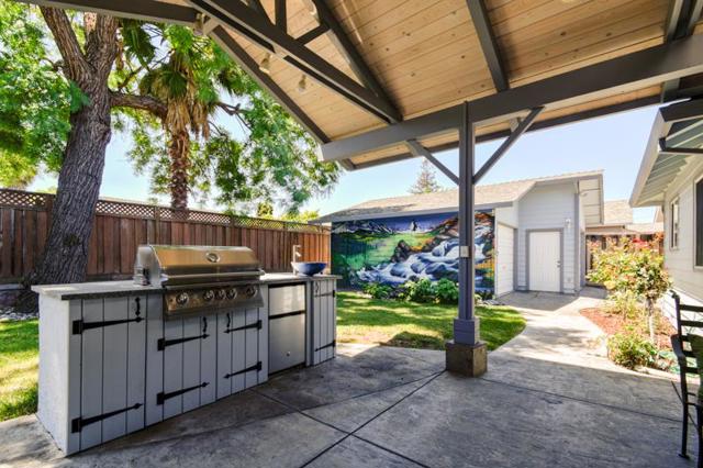 970 W Hedegard Avenue, Campbell CA: https://media.crmls.org/mediaz/775e8b4e-da17-4251-a36b-4a3f98759b34.jpg