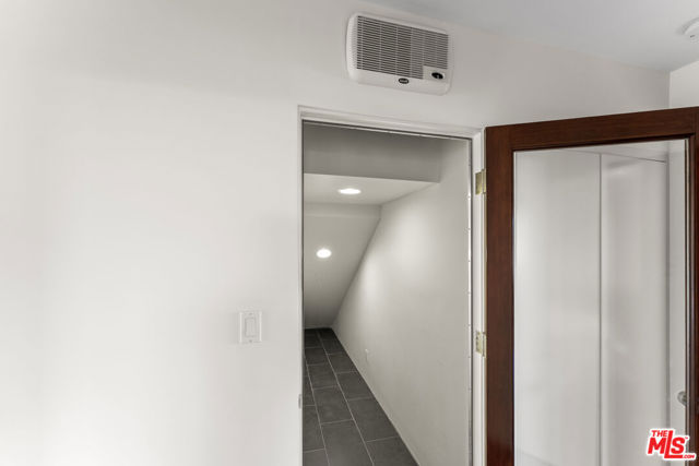 15514 CASIANO Court, Los Angeles CA: https://media.crmls.org/mediaz/775faabd-f33a-4222-9dcd-59029ff411e6.jpg