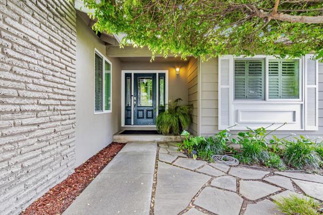 10571 N Blaney Avenue, Cupertino CA: https://media.crmls.org/mediaz/776073ac-42cf-4baf-8f3d-5239b3811340.jpg
