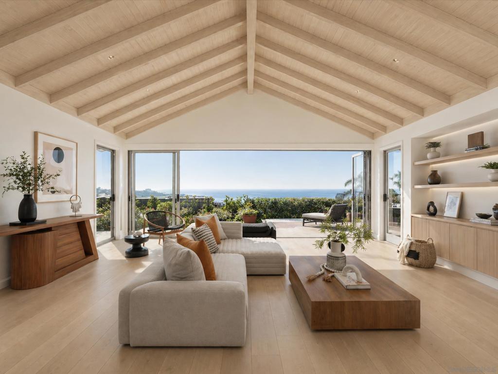 2586 Calle Del Oro