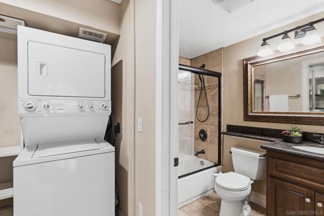 3927 Nobel Dr, San Diego CA: https://media.crmls.org/mediaz/776318b0-b7c6-4227-b6da-794e3c87d563.jpg