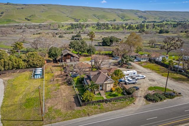 Image 7 of 91 For 584586 Monterey Road