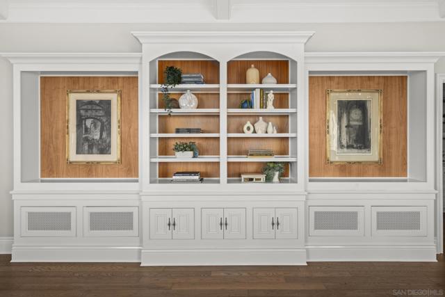 2045 W California St, San Diego CA: https://media.crmls.org/mediaz/7763db76-8c70-4baf-90d3-717a1c4b56b7.jpg