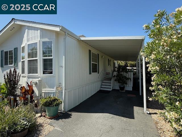 149 Galloway Dr, Concord CA: https://media.crmls.org/mediaz/77645395-875f-4af8-b455-a4ed75d6ce90.jpg