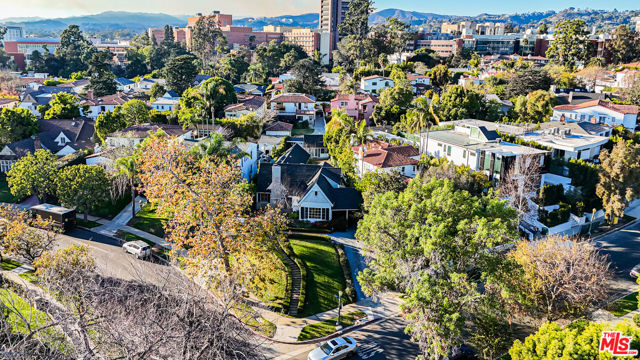 4 Bed Home for Sale in Los Angeles, California