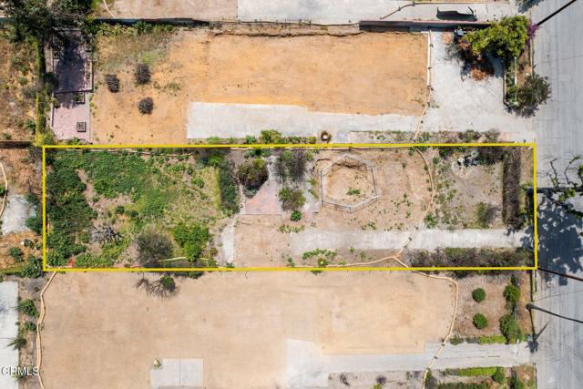 389 W Mendocino Street, Altadena CA: https://media.crmls.org/mediaz/77657c61-cda5-4a4f-a74e-9cf6677d5fcd.jpg