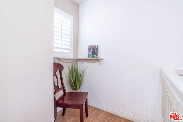 29266 Pilgrim Court, Valencia CA: https://media.crmls.org/mediaz/77663987-7af4-4b33-9448-264b5be158e5.jpg
