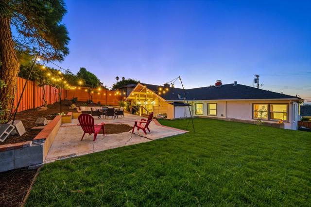 217 W 40th Avenue, San Mateo CA: https://media.crmls.org/mediaz/77667683-055b-441e-a46d-13e8c94612a3.jpg