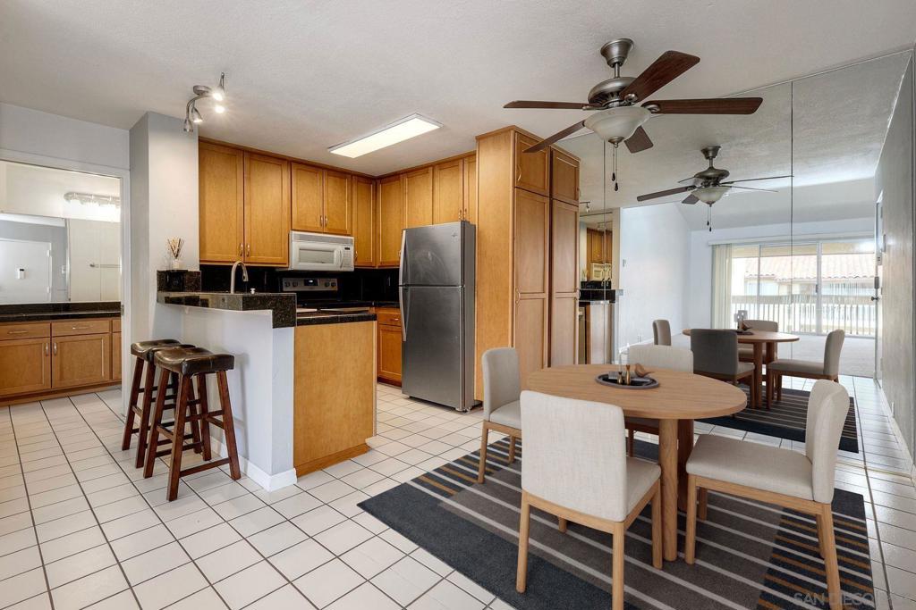 4600 Lamont - photo 8