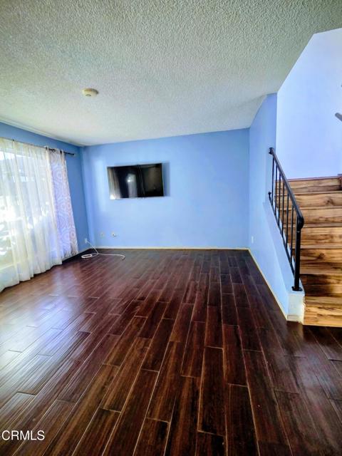 Detail Gallery Image 13 of 34 For 430 W Santa Barbara St, Santa Paula,  CA 93060 - 3 Beds | 2/1 Baths