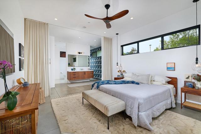 630 Ocean View Avenue, Encinitas CA: https://media.crmls.org/mediaz/7767e09a-01ec-44fe-882c-c3d2ffa82522.jpg