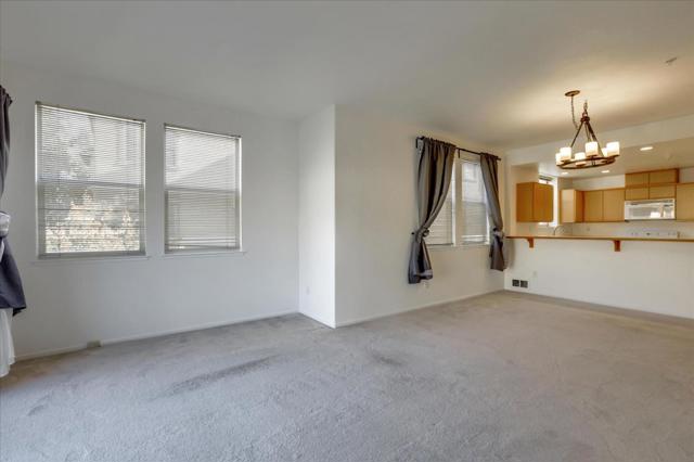 952 S 11th Street, San Jose CA: https://media.crmls.org/mediaz/7767fa48-c063-4c02-a740-9117b1077d84.jpg