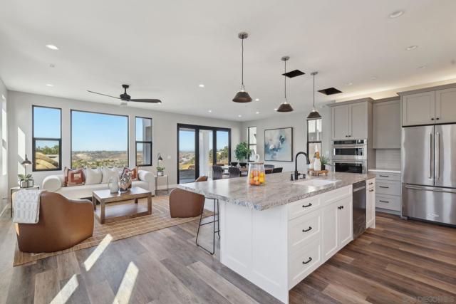 2936 Copley Ave, San Diego CA: https://media.crmls.org/mediaz/77682eab-3c57-410e-8bd7-3ef004cd37f6.jpg