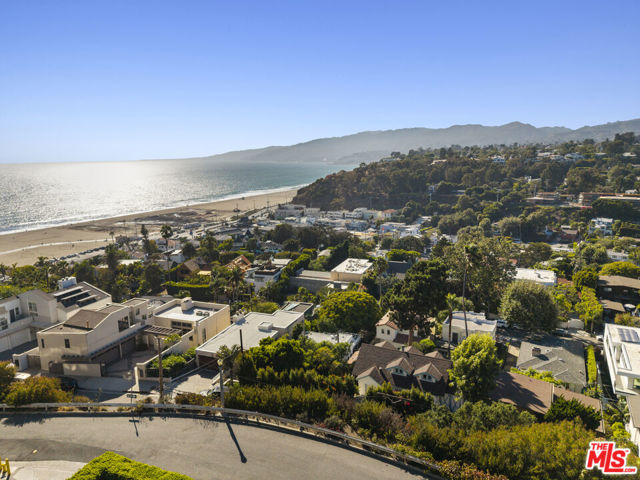 Drew Fenton | 0 Ocean Ave Ext Los Angeles CA | MLS: 7440371