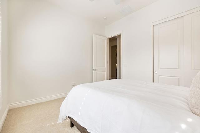 Image 36 of 69 For 82707 Woodcreek Court