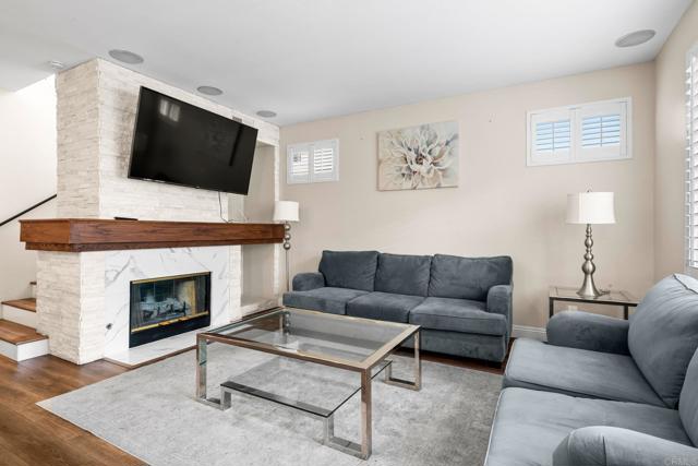 Detail Gallery Image 5 of 42 For 1194 Calle Tesoro, Chula Vista,  CA 91915 - 4 Beds | 2/1 Baths