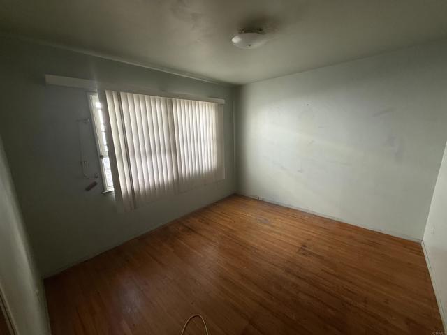 5252 Oak Park Drive, San Diego CA: https://media.crmls.org/mediaz/776a8d24-5c6b-437f-99c3-f7ff539de7a8.jpg