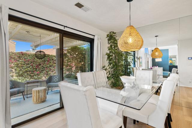 76892 Joetta Place, Palm Desert CA: https://media.crmls.org/mediaz/776c6930-68ea-4c08-bd2f-a98fac9c17d5.jpg