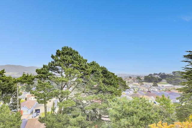 39 Morton Drive, Daly City CA: https://media.crmls.org/mediaz/776c7f36-8f95-4804-aedf-f408b9f5f501.jpg