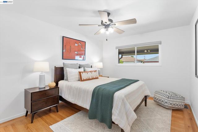 Image 27 of 46 For 831 Casanova Dr