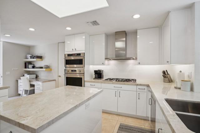 23 Park Lane, Rancho Mirage CA: https://media.crmls.org/mediaz/776e82d5-1340-4ea5-85eb-3907e10e8c79.jpg