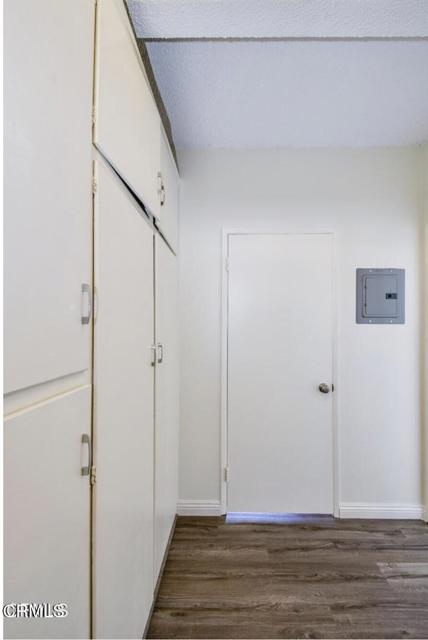 Detail Gallery Image 12 of 15 For 2707 Montrose Ave #10,  Montrose,  CA 91020 - 1 Beds | 1 Baths
