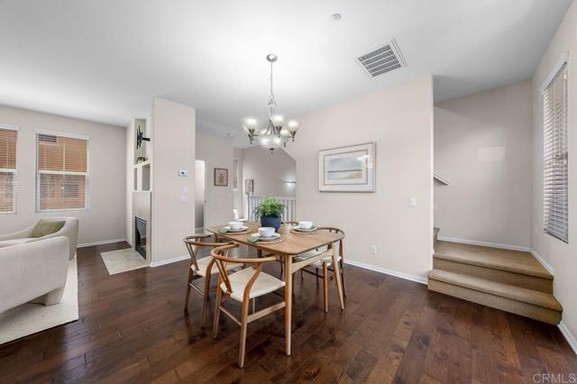 1823 Peach Court, Chula Vista CA: https://media.crmls.org/mediaz/776f20b9-5fb6-49a5-8edd-51acaaede9a6.jpg