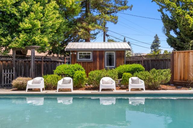 934 Hickory Way, Fremont CA: https://media.crmls.org/mediaz/776fc791-82d7-49a9-b883-3480a1be0dce.jpg
