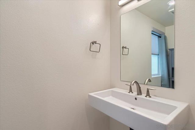 3128 Canon St, San Diego CA: https://media.crmls.org/mediaz/776fde85-beb2-42d8-a94c-b26d4fdeaf55.jpg