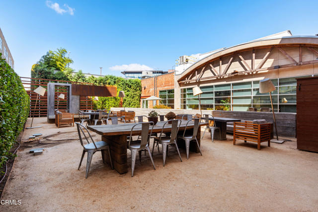 Detail Gallery Image 21 of 21 For 527 Molino St #108,  Los Angeles,  CA 90013 - 2 Beds | 1/1 Baths