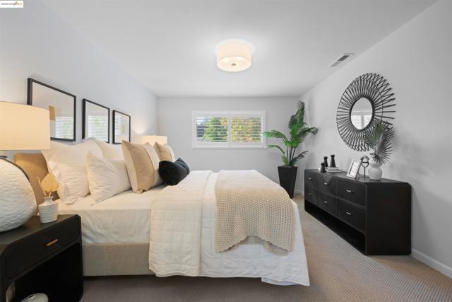 Image 22 of 41 For 7796 Surrey Ln