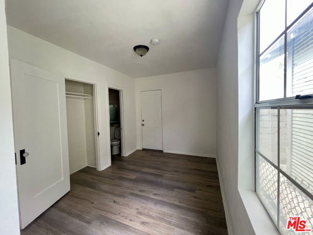 4623 Wesley Avenue, Los Angeles CA: https://media.crmls.org/mediaz/7772076b-0248-4904-84d2-9f6c4b44da54.jpg