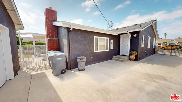 7655 El Capitan Way, Buena Park CA: https://media.crmls.org/mediaz/77735090-d402-4a87-a31d-83d081a67f70.jpg