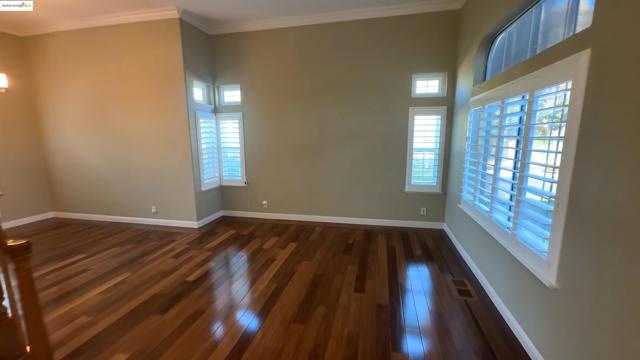 2270 Tamarisk Ct, Discovery Bay CA: https://media.crmls.org/mediaz/777363fd-1f70-463e-974d-ea0d6ed210cb.jpg