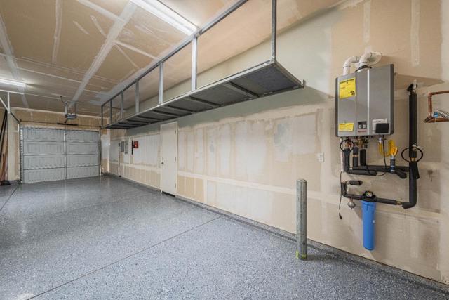 1357 Sunridge Drive, Hollister CA: https://media.crmls.org/mediaz/77736cb7-6f61-4be0-8969-f1303091682c.jpg