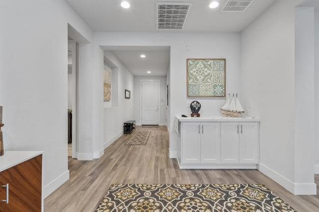 256 Copperleaf Lane, San Juan Bautista CA: https://media.crmls.org/mediaz/7773dc6b-4dab-4f58-b057-e2005f50eade.jpg